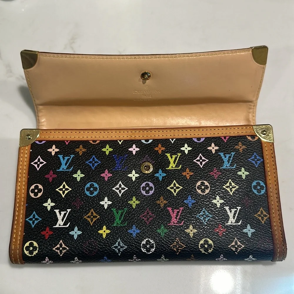 Pre-loved Louis Vuitton Murakami International Wallet